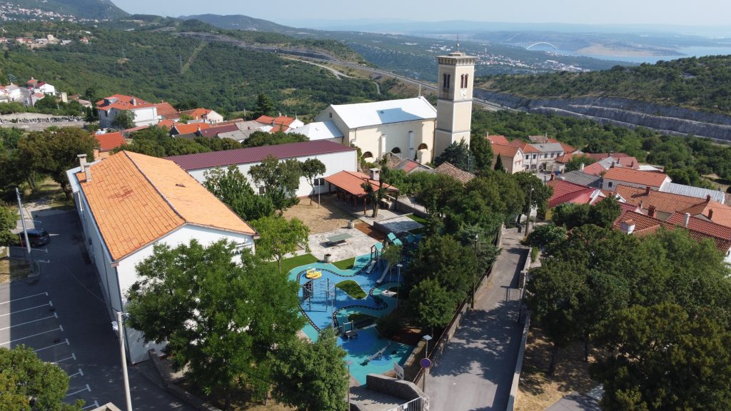 praputnjak, obnova igrališta